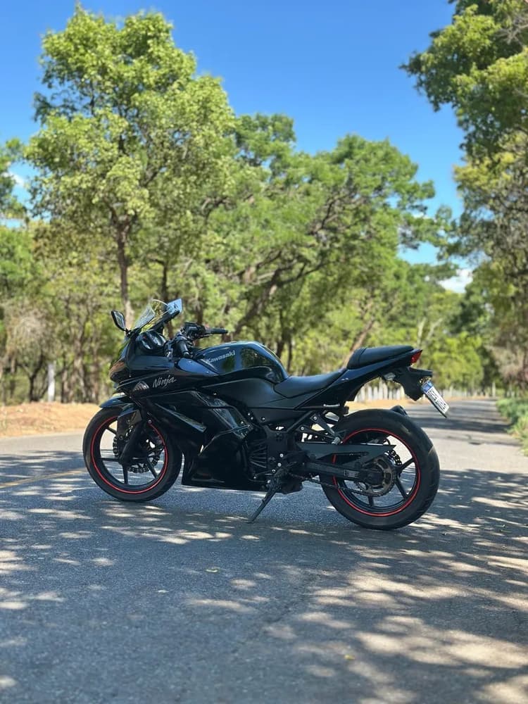 Kawasaki ninja 250r 