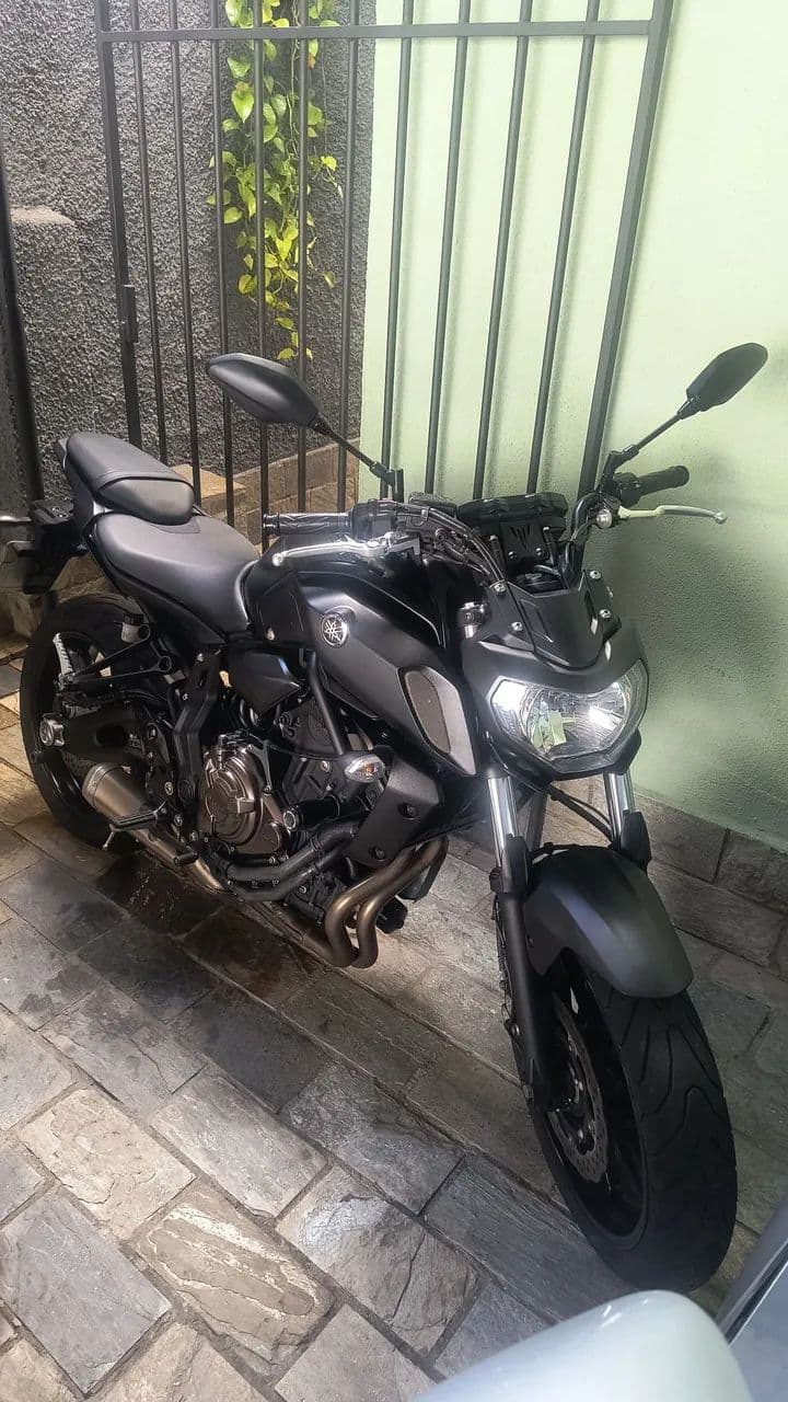 MT-07 impecável 