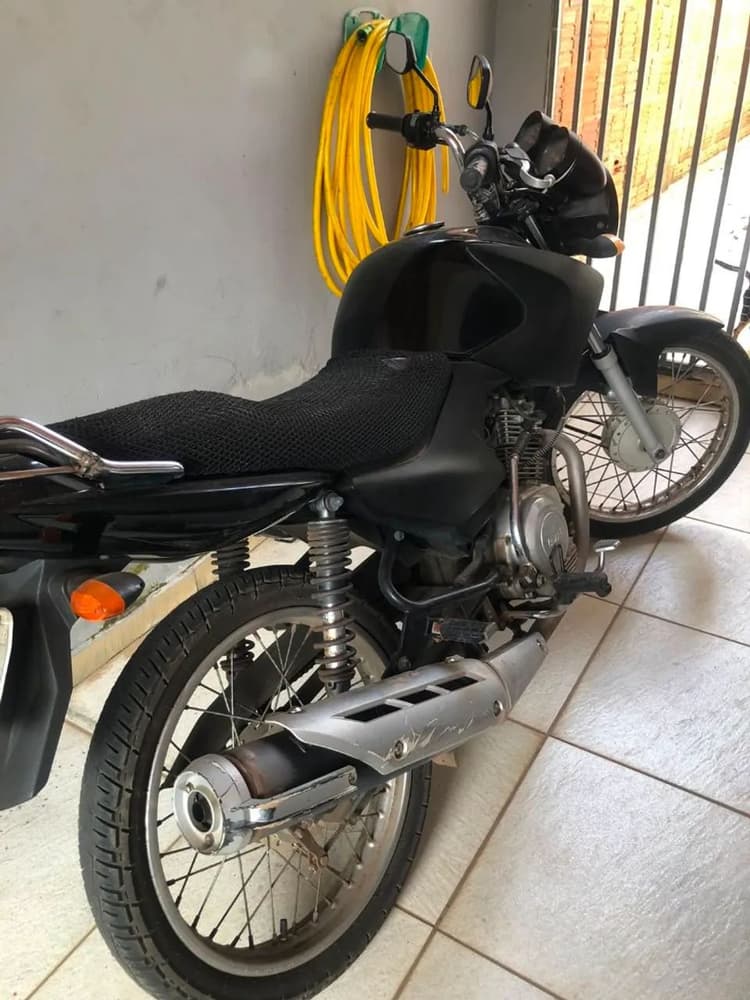 Oportunidade vendo motocicleta Yamaha factor 2011