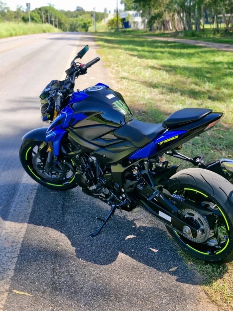 Susuki 750 