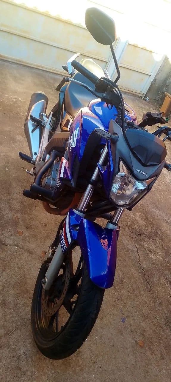 Cb 250f 21/22
