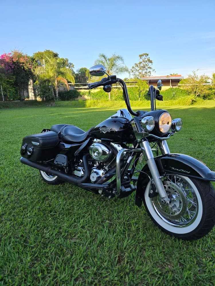 ROAD KING CLASSIC 2015