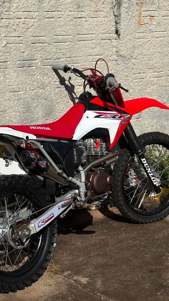 CRF 230 ANO 2018 DE SITIO!