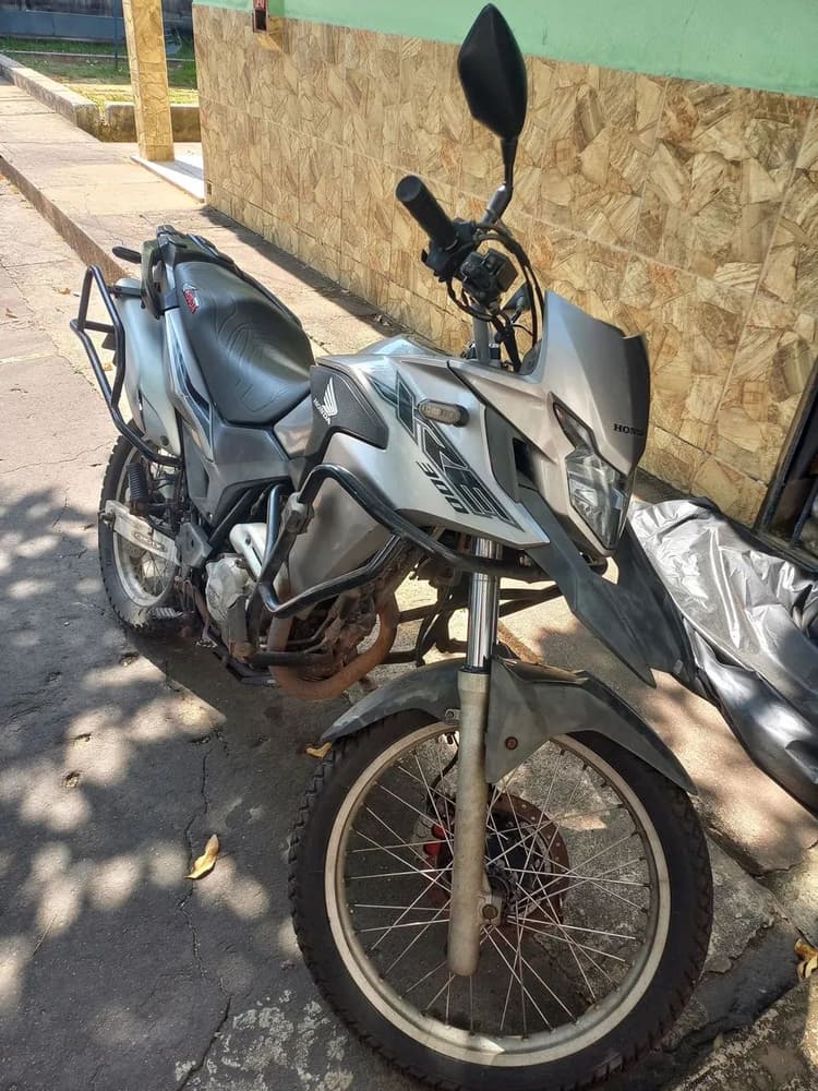 XRE 300 