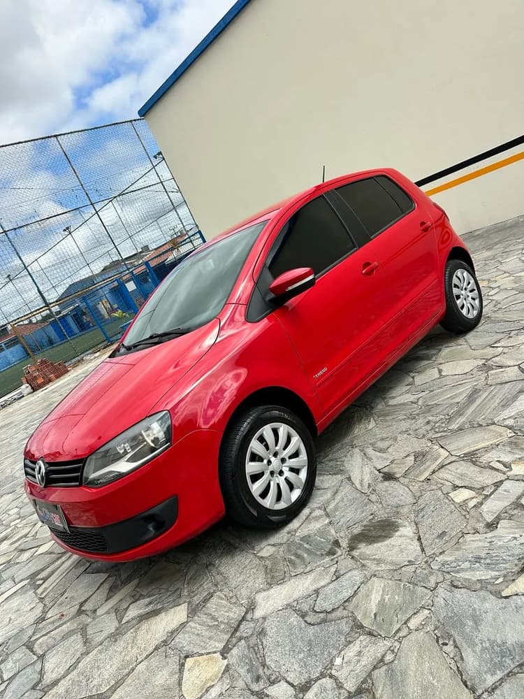 Volkswagen Fox 1.0 MI Total Flex 8V 3P 2014
