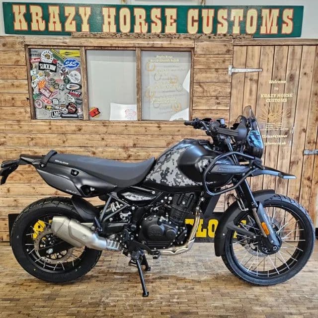 HIMALAYAN MANA BLACK 450c 