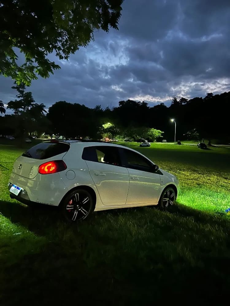 Fiat Bravo Sporting 1.8 Flex 16V 5P 2014