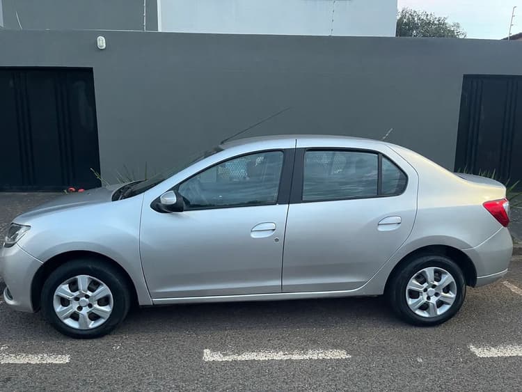 Renault Logan Expression Hi-flex 1.6 8V 4P 2016