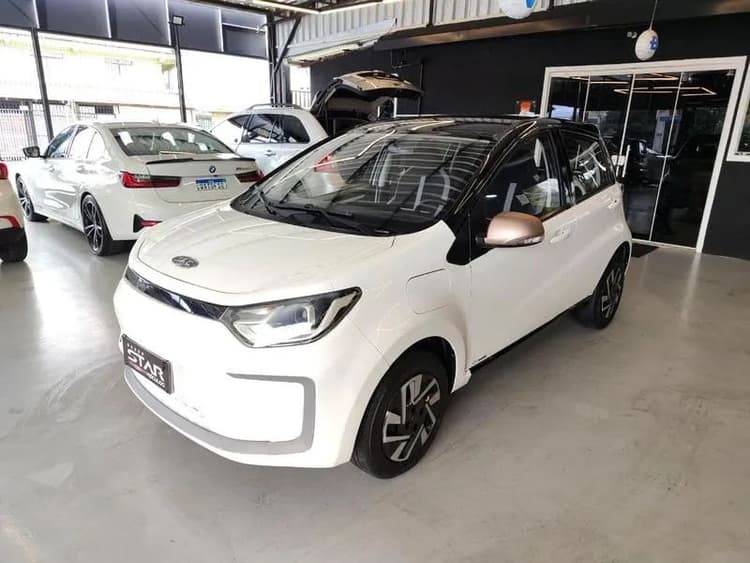 JAC E-JS1 62cv 5P Aut. (elétrico) 2023