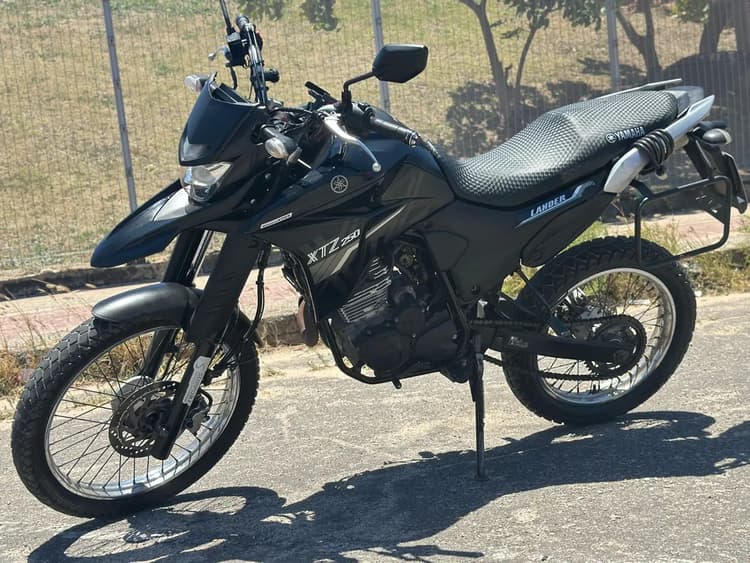 Moto Lander XTZ 250