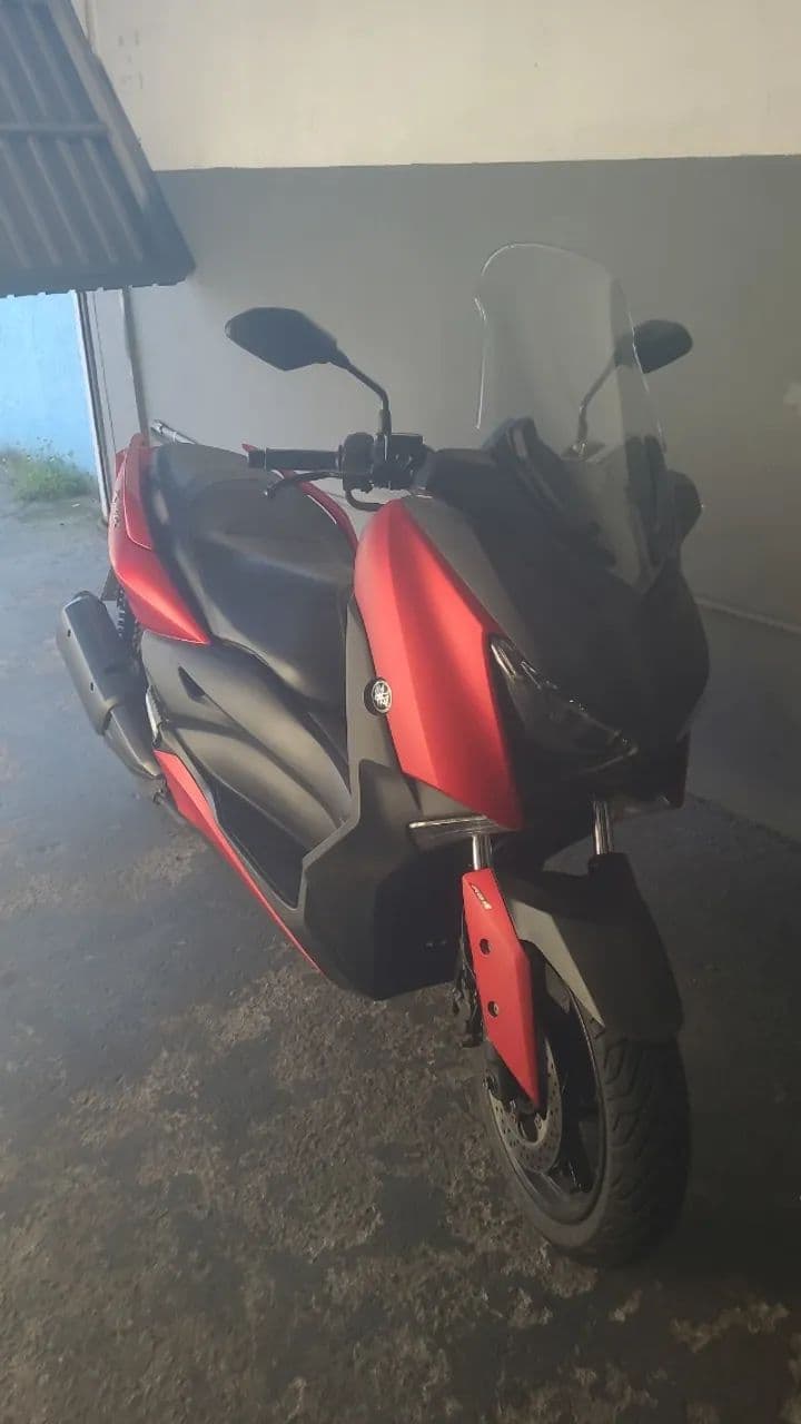 Xmax 250