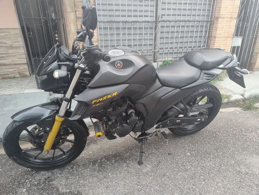 Fazer 250