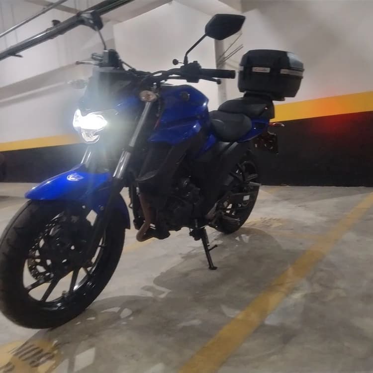 Fazer 250
