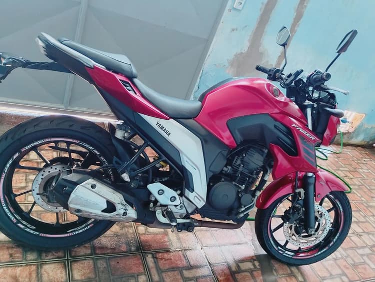 Fazer 250 