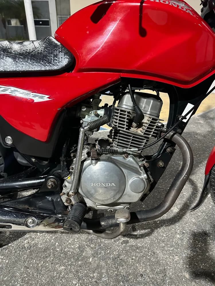 150 titan ES 