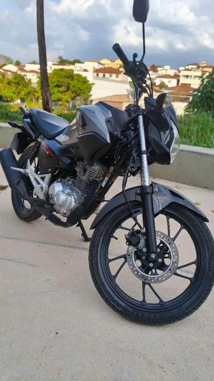 Vendo CG 160 Start semi nova.