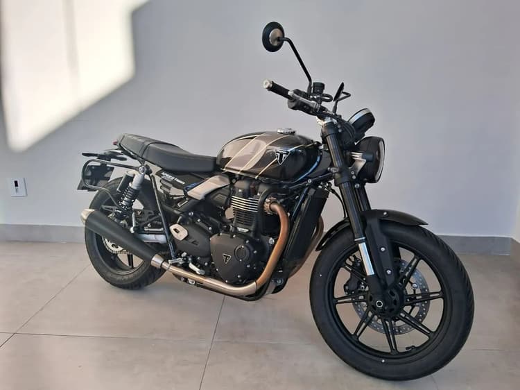 Triumph Speed Twin 900cc