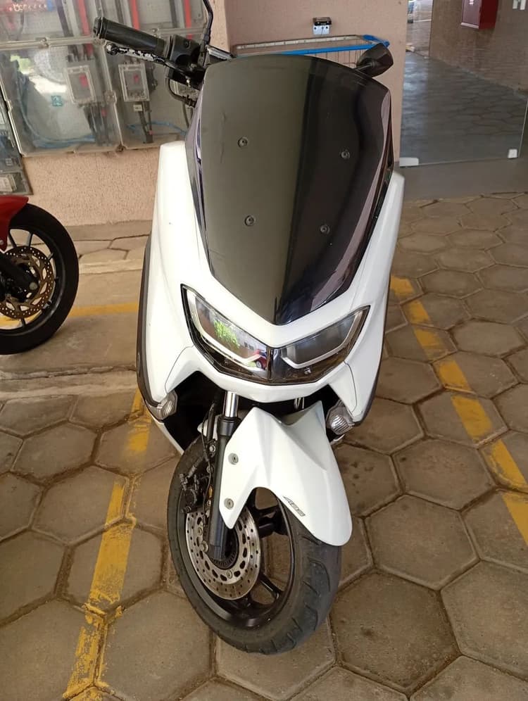 Nmax 160 branco 