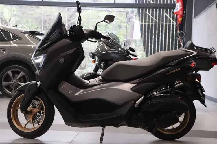 Yamaha NMAX Gasolina Automático