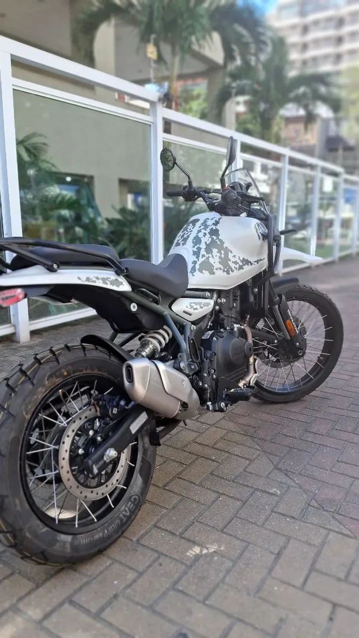 Himalayan Kamet Withe 450cc - Amanda 