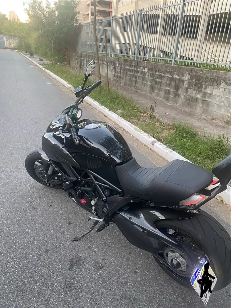 Diavel 2013