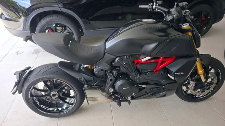 Ducati diavel 2021/2021