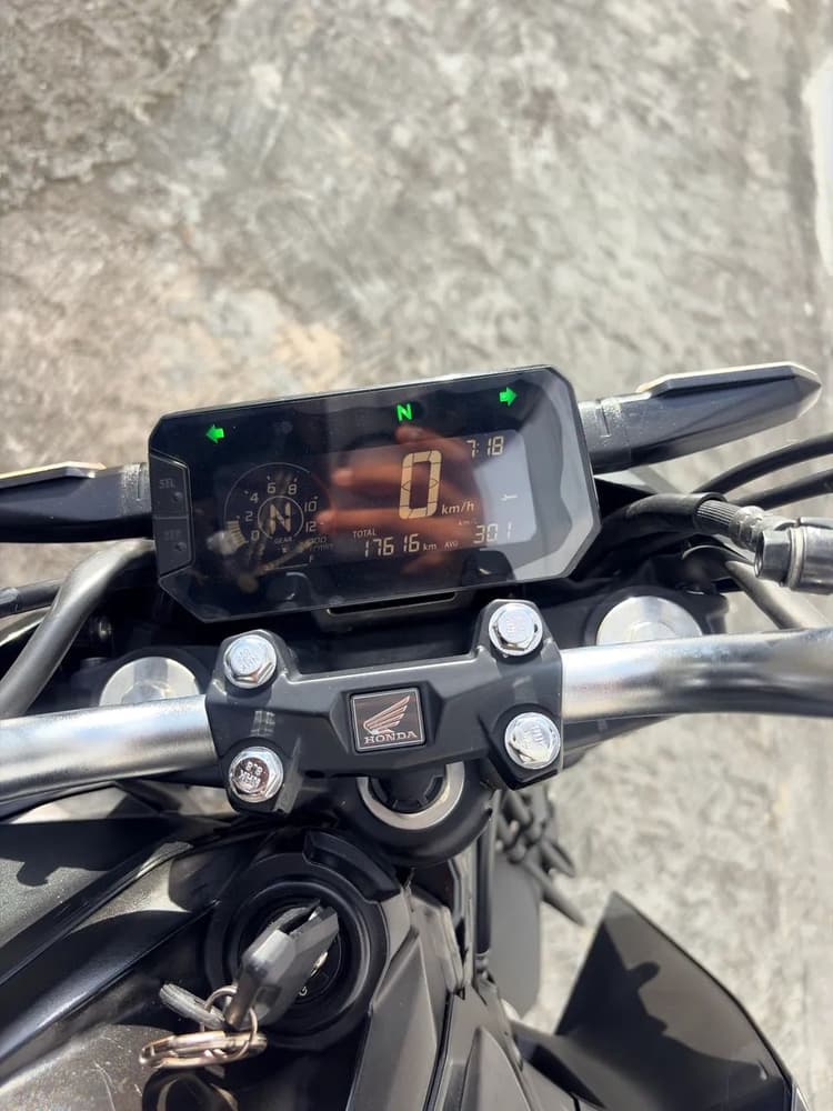 Cb 300f 2025