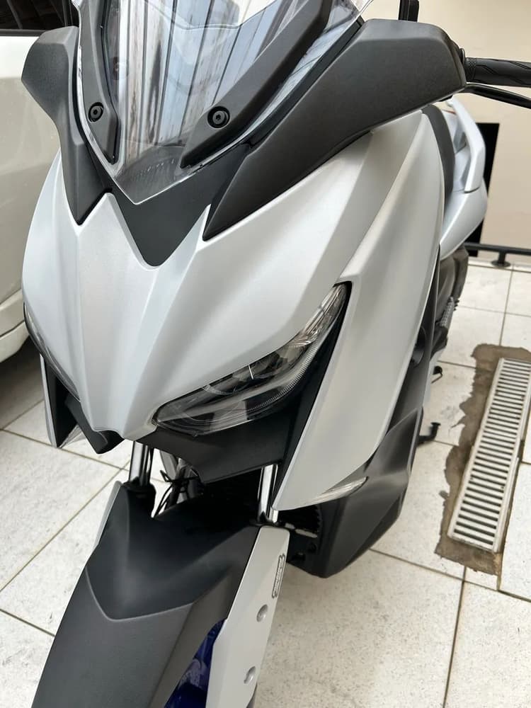 X Max 250