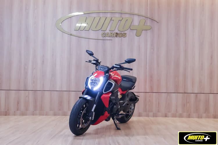 Ducati DIAVEL 1198 168 cc 