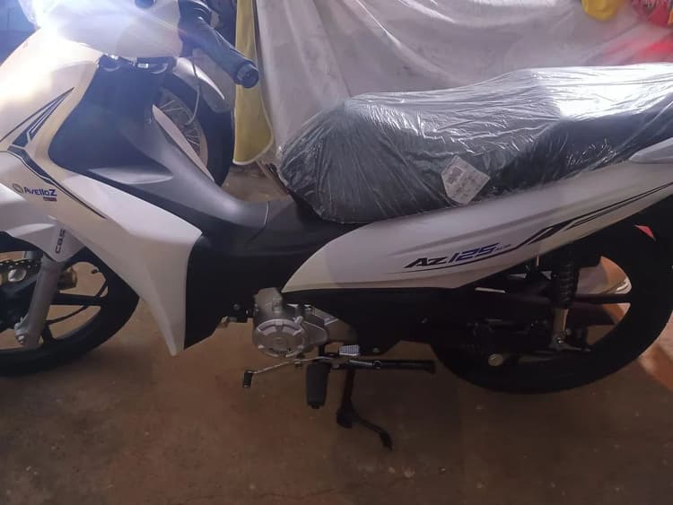 Avelloz 125 0 Km 