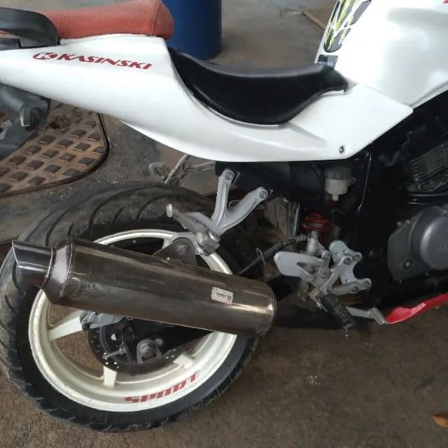 Moto 37 99821-7227 