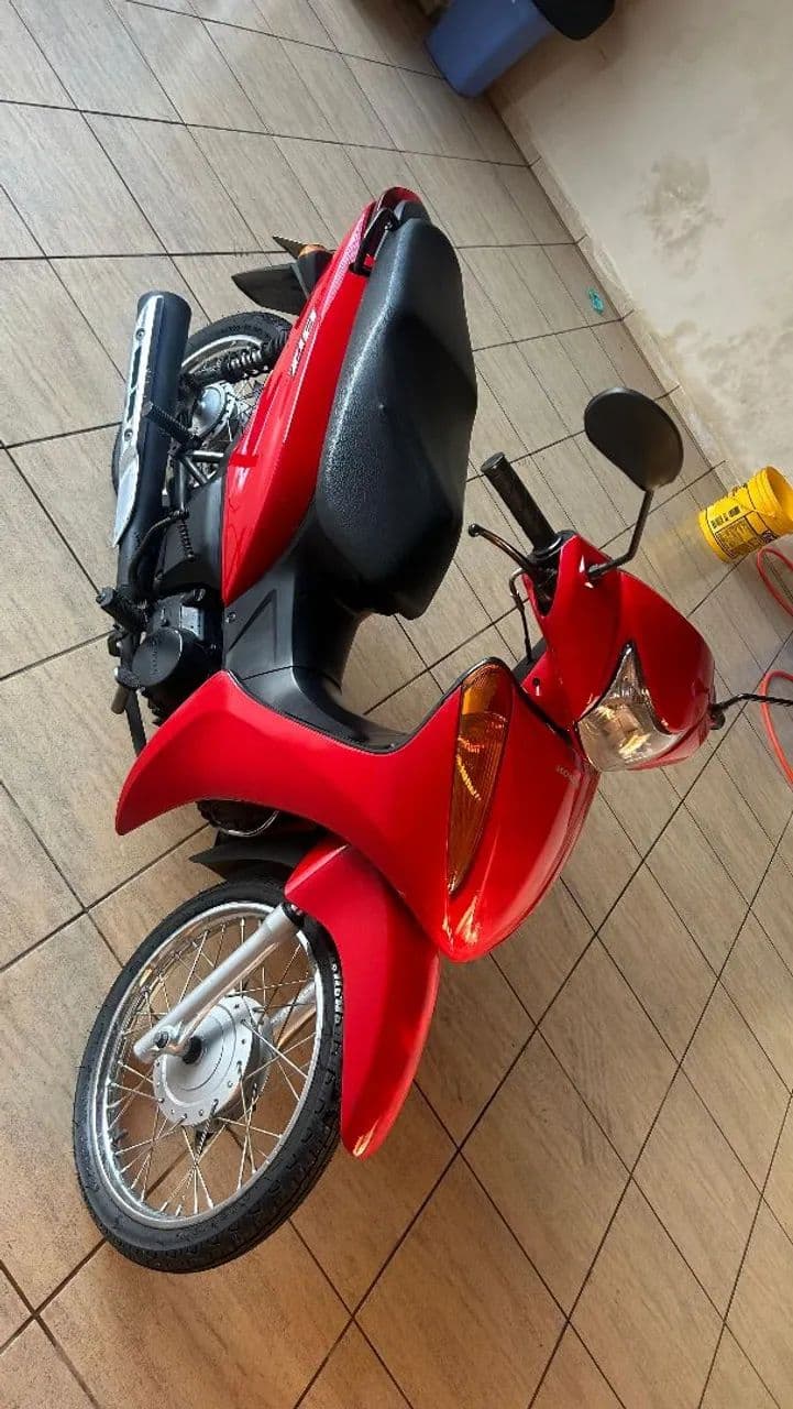 VENDO HONDA BIS