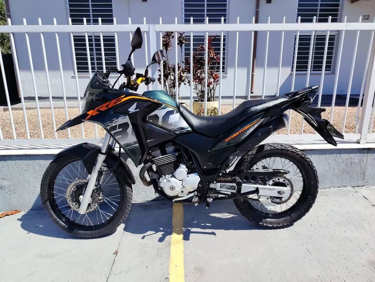 Xre 300 2023, 