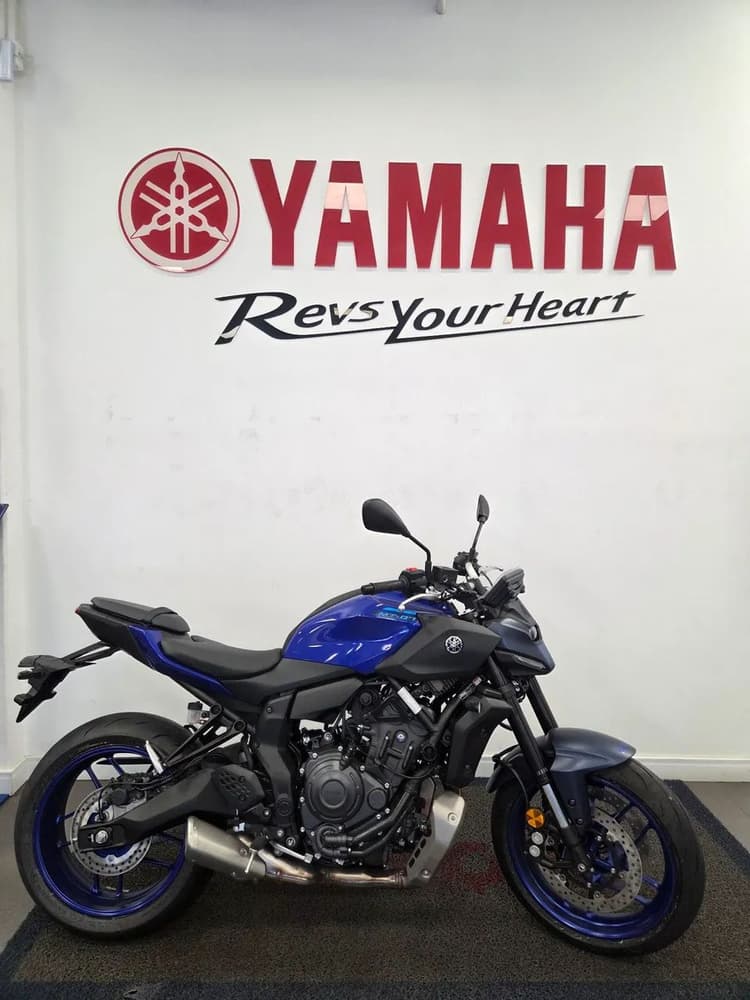 YAMAHA MT-07 CONNECTED 2026