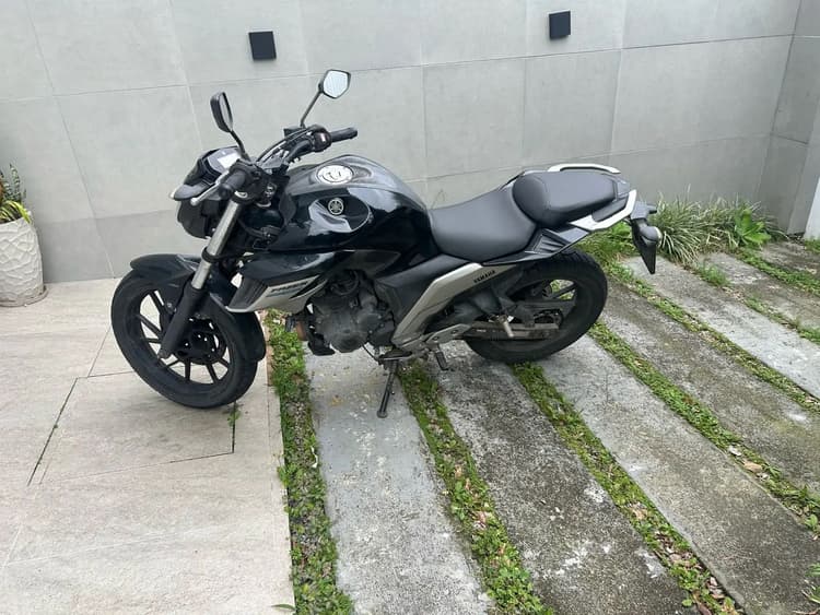 Fazer 250 ótimo estado