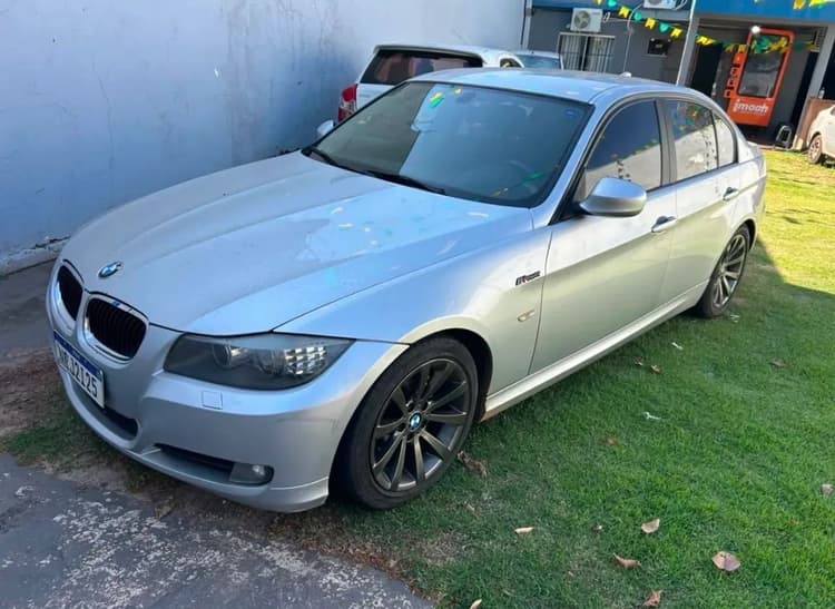 BMW 320I A 2011