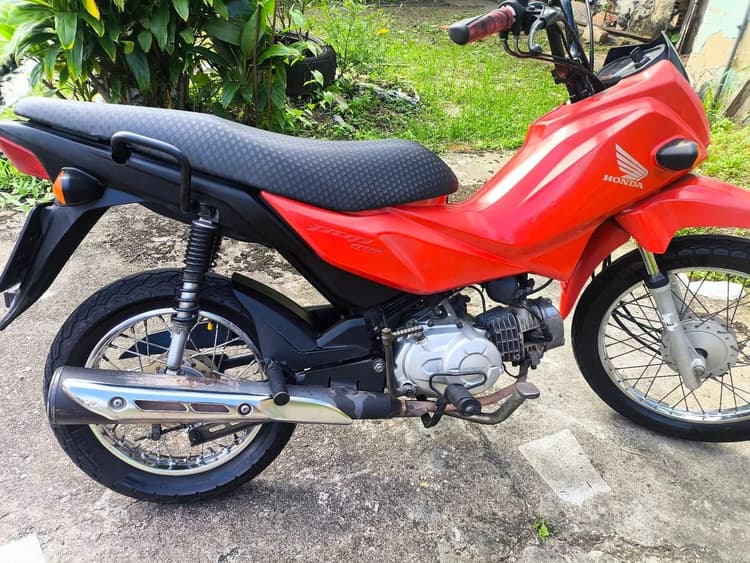 Honda pop 110i selada e quitada.