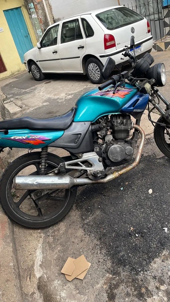 Moto STRADA - CBX 200 