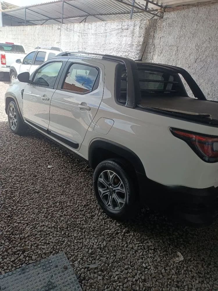 Fiat Strada Volcano 1.3 Flex 8V CD 2021