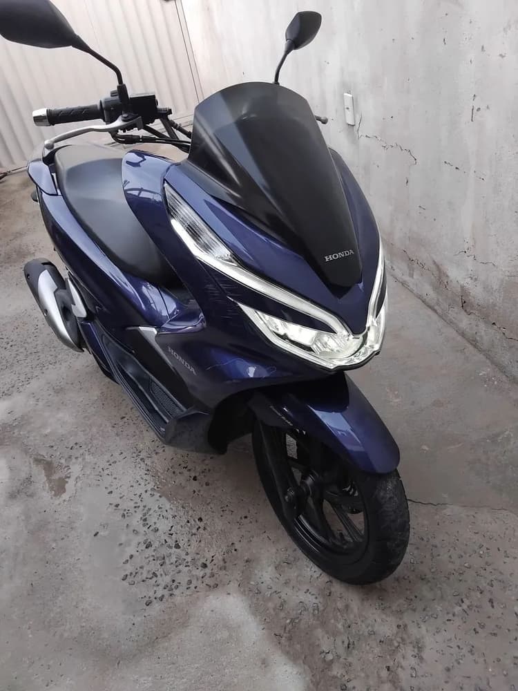 Pcx azul. 