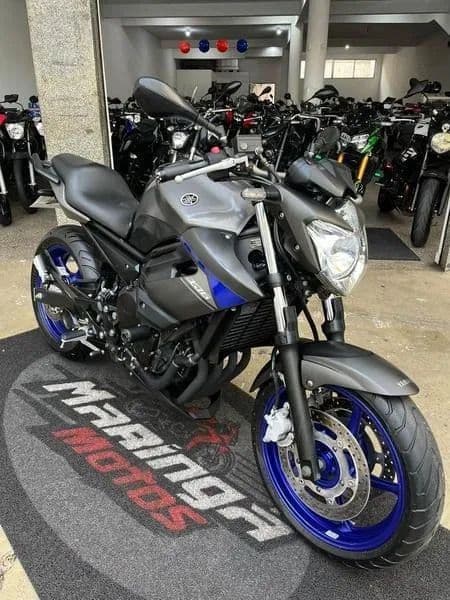 YAMAHA XJ6 2013. Muito conservada.