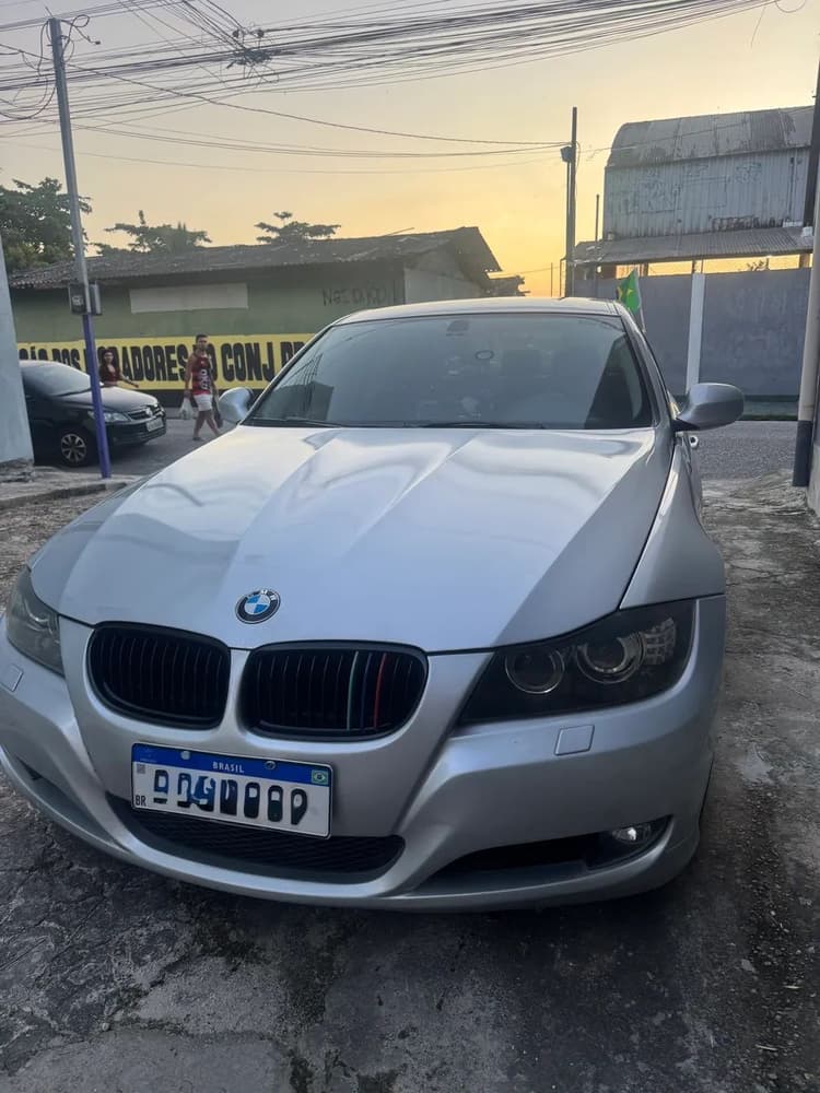 BMW 320I A 2011