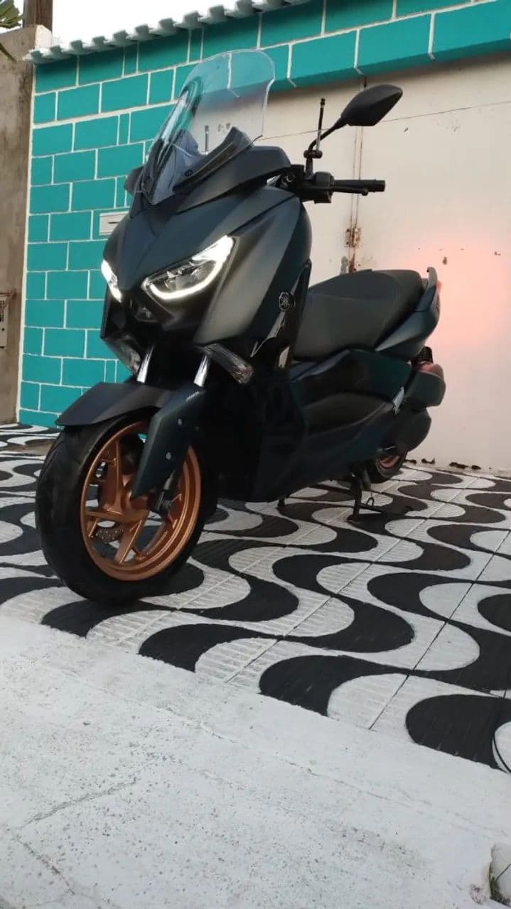 Xmax 250 verde 2024