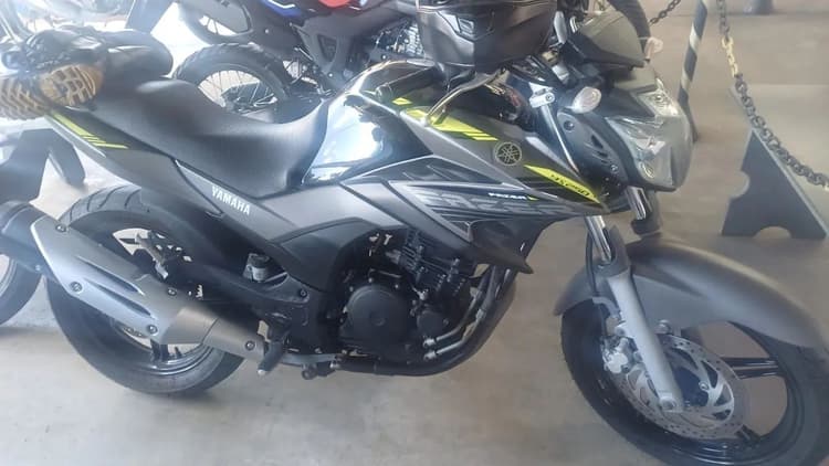 Fazer 250
