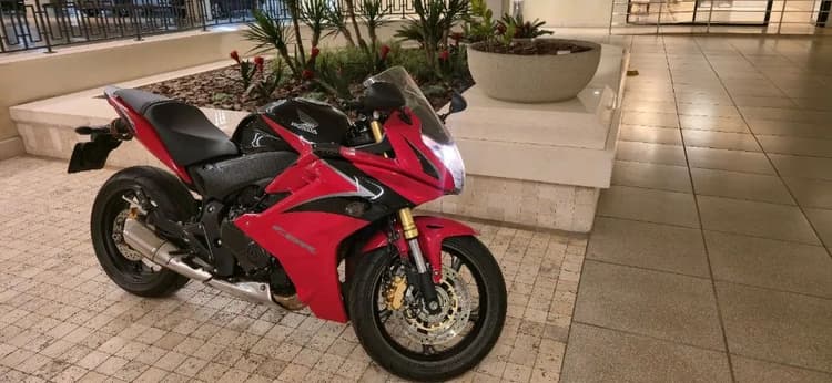 CBR 600F