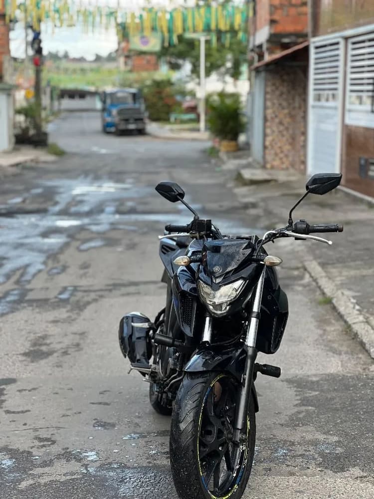 Fazer 250