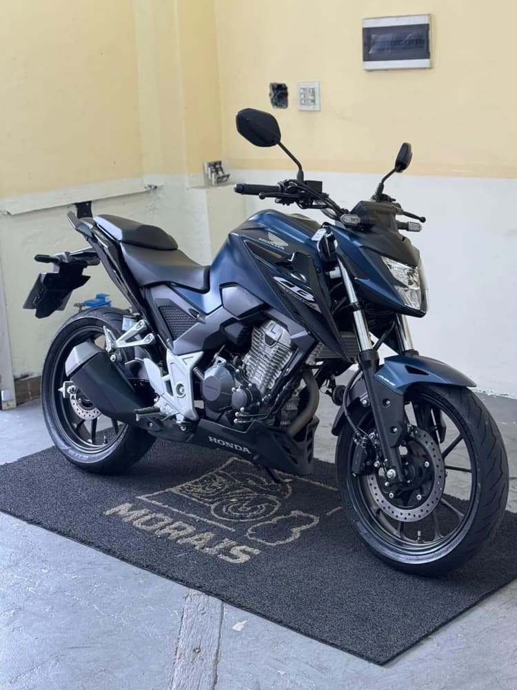Cb Twister 300f ABS 