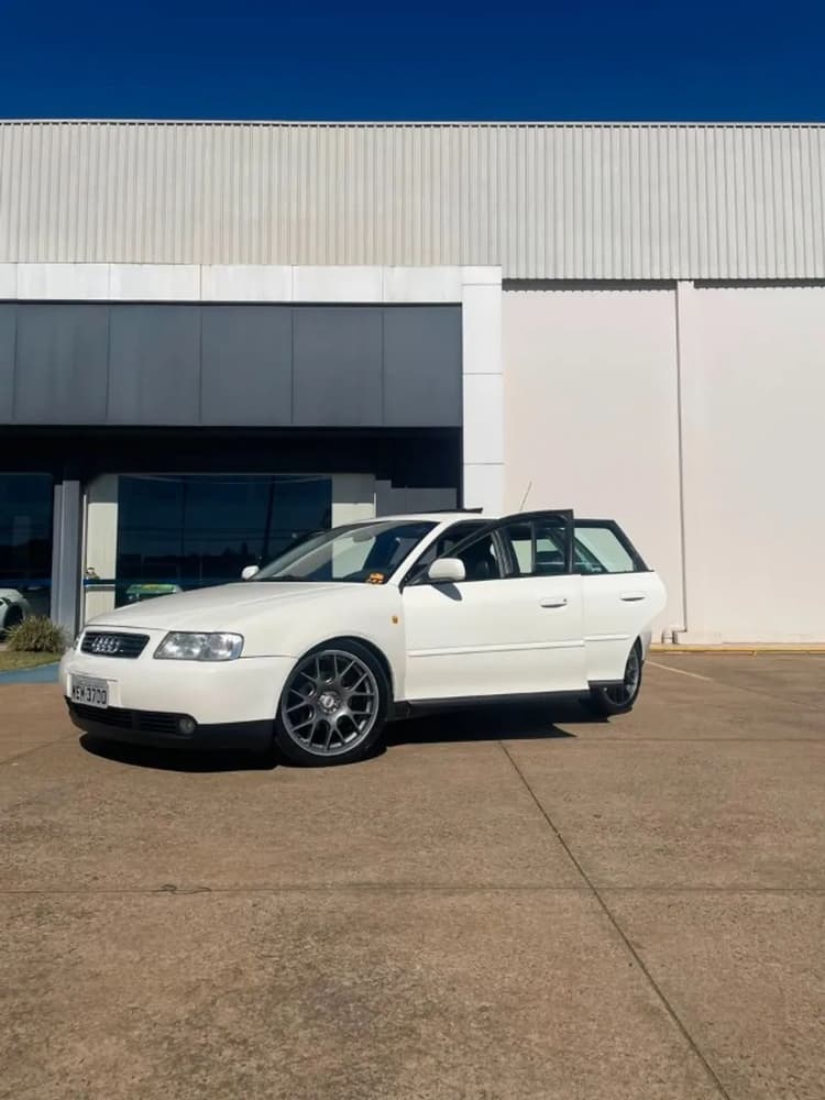 Audi A3 1.8 5P Mec. 2000