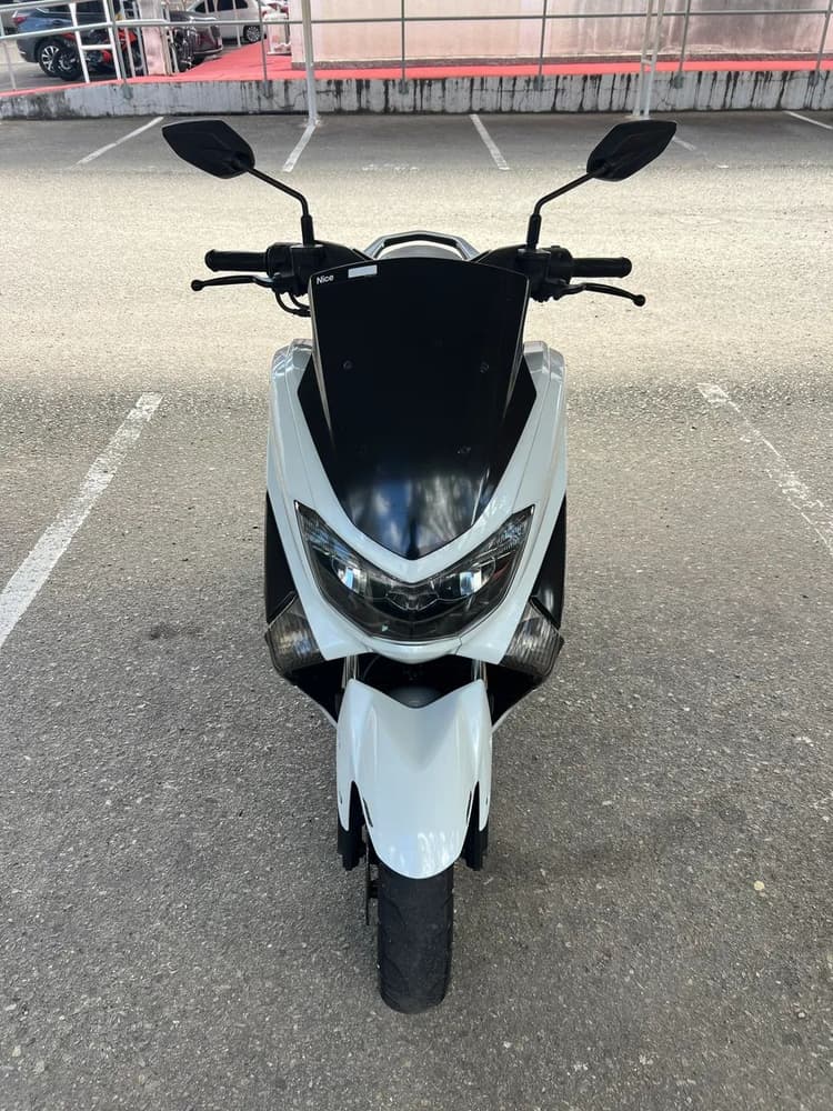 Yamaha NMAX 160 muito conservada 