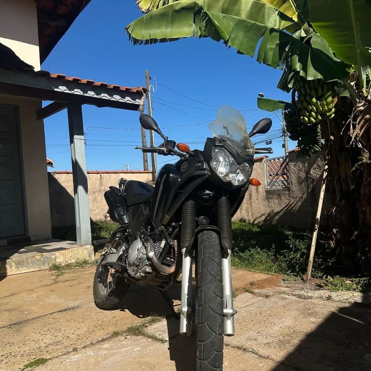 Tenere 250 